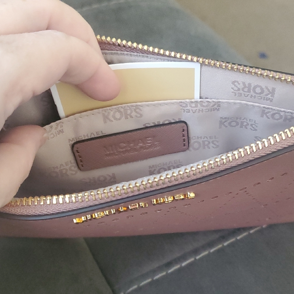 Michael Kors Mauve Studded Leather Wristlet Clutch | Gold Hardware | Saffiano - Picture 9 of 11